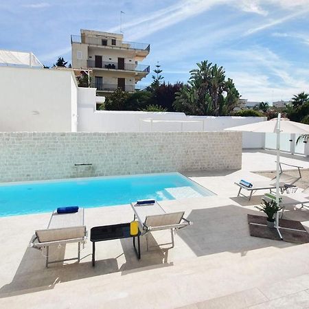 Villa Mediterranea Apartments - Seaview, Pool & Garden Bari Buitenkant foto