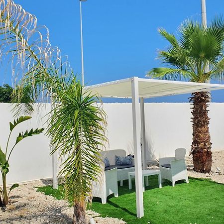 Villa Mediterranea Apartments - Seaview, Pool & Garden Bari Buitenkant foto
