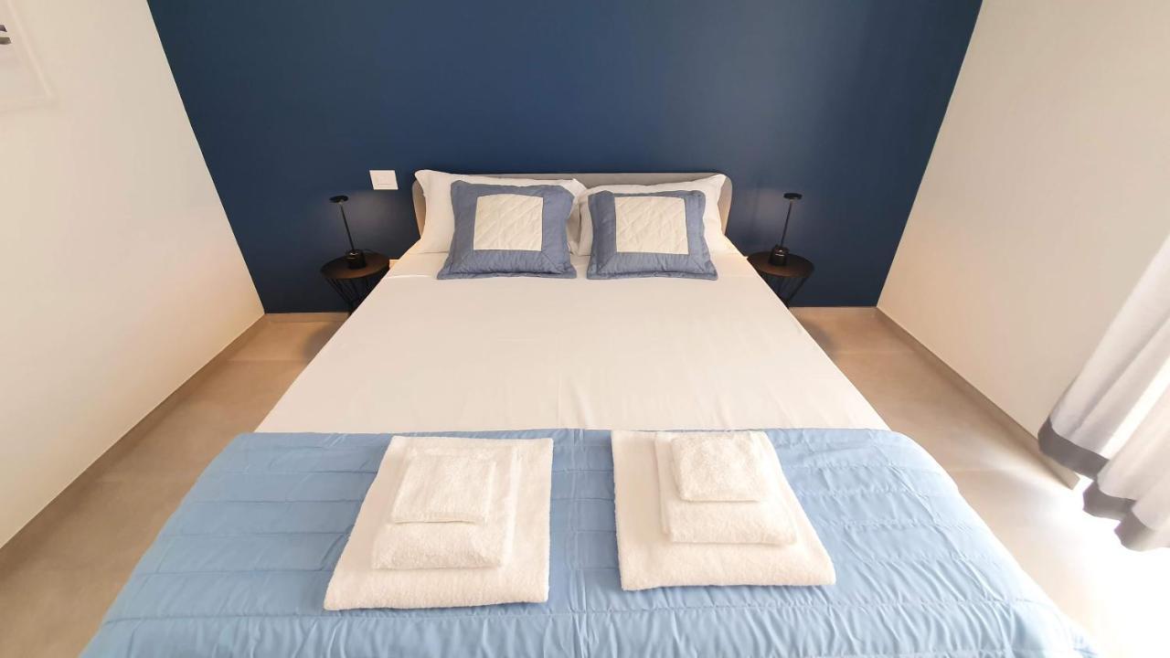 Villa Mediterranea Apartments - Seaview, Pool & Garden Bari Buitenkant foto
