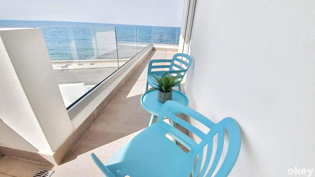 Villa Mediterranea Apartments - Seaview, Pool & Garden Bari Buitenkant foto