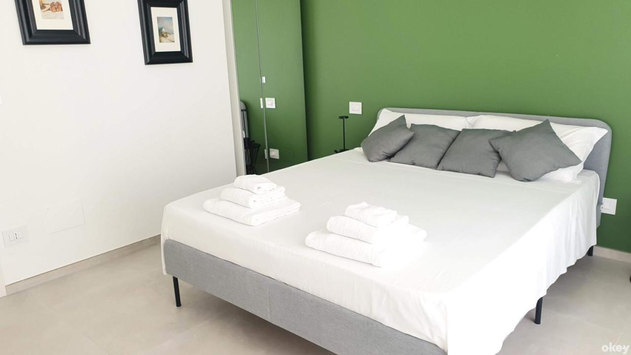Villa Mediterranea Apartments - Seaview, Pool & Garden Bari Buitenkant foto