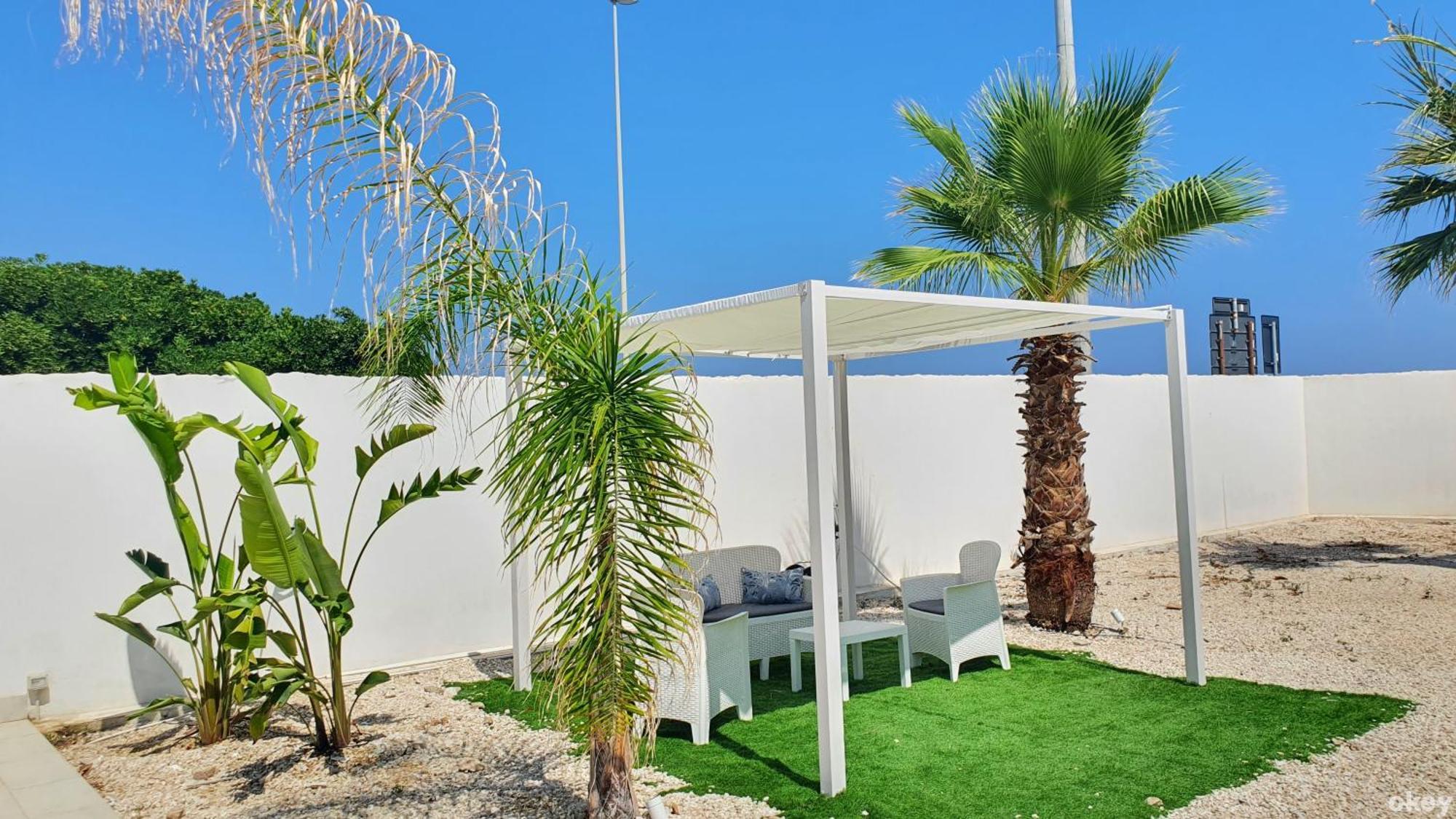 Villa Mediterranea Apartments - Seaview, Pool & Garden Bari Buitenkant foto