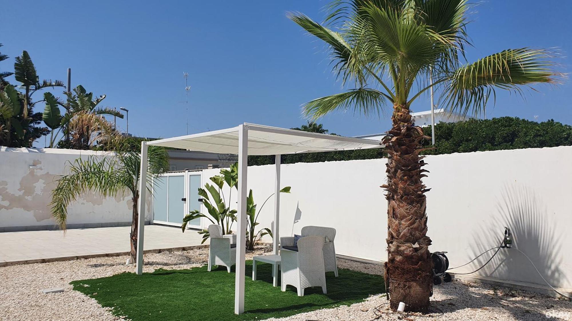 Villa Mediterranea Apartments - Seaview, Pool & Garden Bari Buitenkant foto